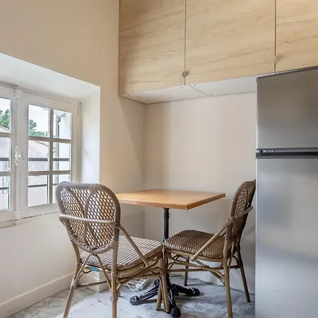 Le Chateau Olive Et Raisin Apartment