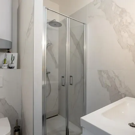 Le Chateau Olive Et Raisin Apartment