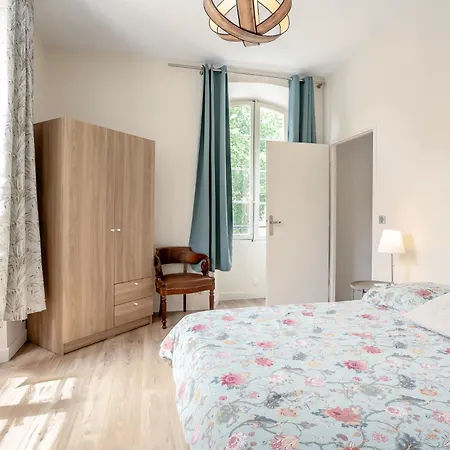 Le Chateau Olive Et Raisin Apartment *